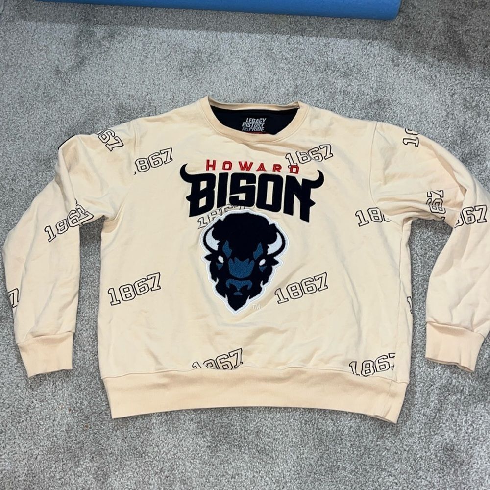 Howard University Bisons Sewn Buffalo Head Graffiti College sweatshirt Forever